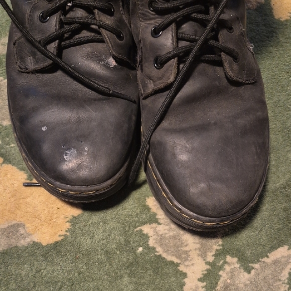 Dr. Martens Black Leather Men's Boots - Picture 4 of 16
